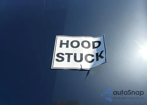 2015 Mercedes-Benz C 300 Sport 4Matic z USA, uszkodzony, nr VIN 55SWF4KB0FU042708